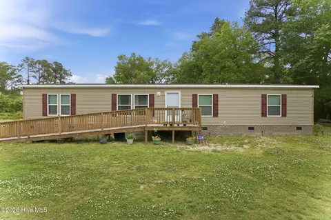 103 Vance St, Bayboro, NC 28515