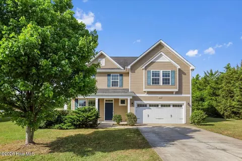 217 Lancaster Pointe Dr, Pikeville, NC 27863