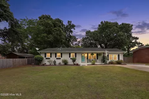 206 Del Rio Ave, Wilmington, NC 28409