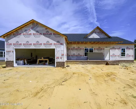 682 Crump Farm Rd, New Bern, NC 28562