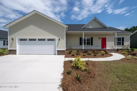 682 Crump Farm Rd, New Bern, NC 28562