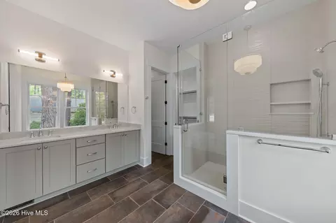 Bath - 62 Mcmichael Dr, Pinehurst, NC 28374 photo 1 of 6