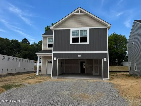 109 Crossvine St, Selma, NC 27576