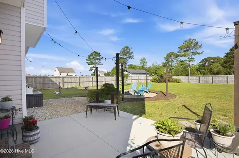 Exterior - 685 Aria Ln, Hubert, NC 28539 photo 3 of 6