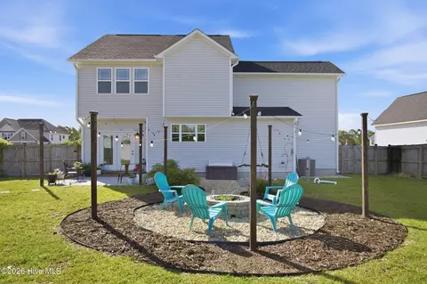 Exterior - 685 Aria Ln, Hubert, NC 28539 photo 5 of 6