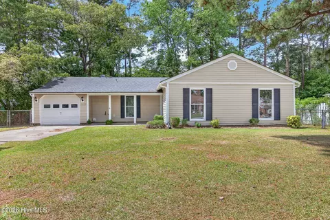 1103 Brynn Marr Rd, Jacksonville, NC 28546