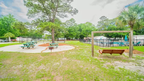 9115 E Calabash Dr SW, Calabash, NC 28467 photo 6