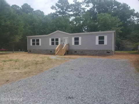 9115 E Calabash Dr SW, Calabash, NC 28467
