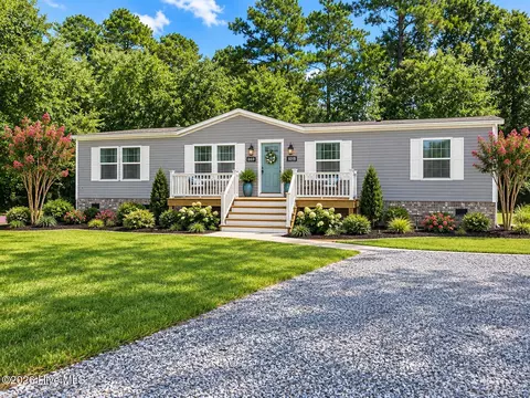 9115 E Calabash Dr SW, Calabash, NC 28467 photo 2