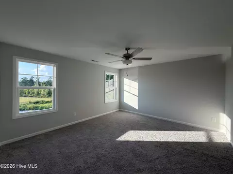 Bedroom - 45 Fiddleneck Ct, Selma, NC 27576 photo 2 of 4