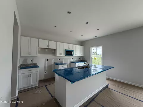 Kitchen - 45 Fiddleneck Ct, Selma, NC 27576 photo 2 of 4