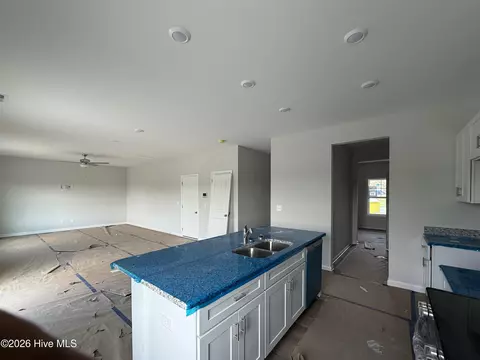 Kitchen - 45 Fiddleneck Ct, Selma, NC 27576 photo 2 of 2