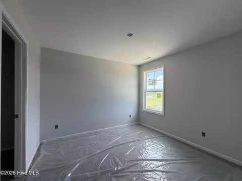 Bedroom - 45 Fiddleneck Ct, Selma, NC 27576 photo 3 of 4