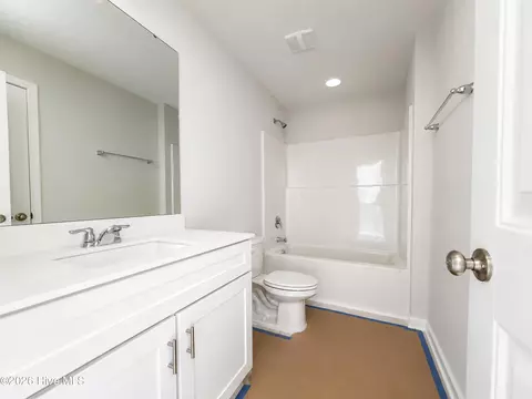 Bath - 45 Fiddleneck Ct, Selma, NC 27576 photo 3 of 3