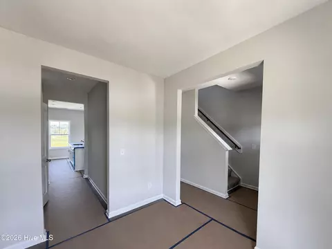 Entry Way - 45 Fiddleneck Ct, Selma, NC 27576 photo 3 of 4