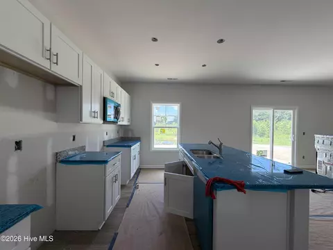 Kitchen - 45 Fiddleneck Ct, Selma, NC 27576 photo 2 of 3