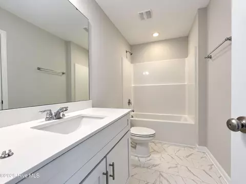 Bath - 45 Fiddleneck Ct, Selma, NC 27576 photo 4 of 4