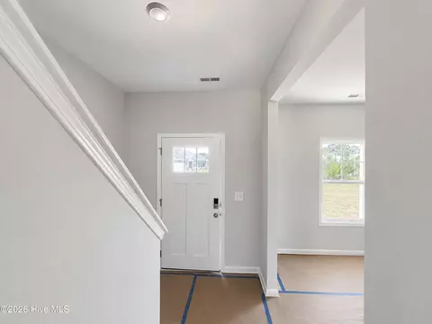 Entry Way - 45 Fiddleneck Ct, Selma, NC 27576 photo 1 of 4