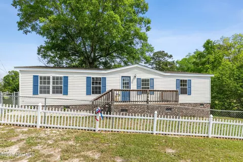 2807 Cross Bones Rd SW, Supply, NC 28462