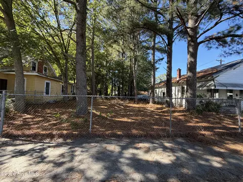 1106 S Franklin St, Rocky Mount, NC 27803