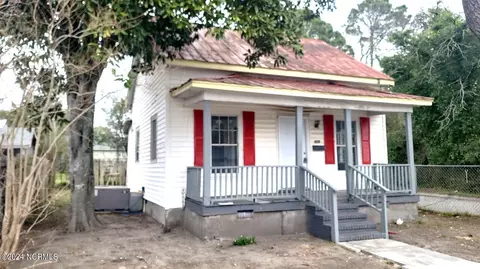 609 Harnett St, Wilmington, NC 28401