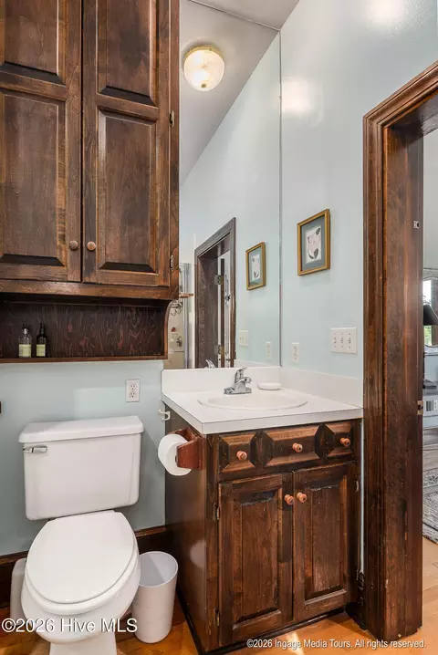 Bath - 423 Handys Point Ln, Bath, NC 27808 photo 4 of 8