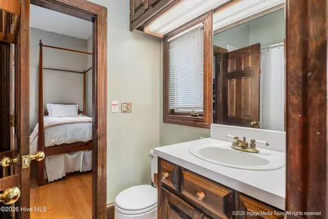 Bath - 423 Handys Point Ln, Bath, NC 27808 photo 6 of 8