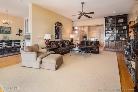 Living - 423 Handys Point Ln, Bath, NC 27808 photo 4 of 4