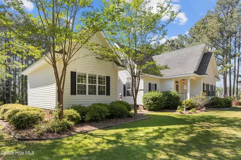 332 Batchelor Bay Rd, Wallace, NC 28466