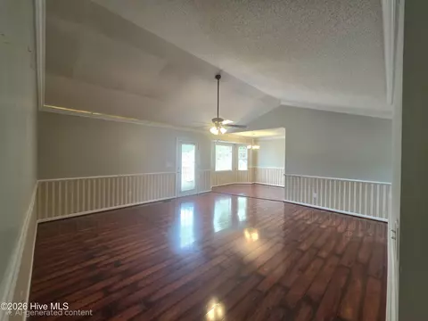 Living - 19 Atlantic Ave, Benson, NC 27504 photo 2 of 4