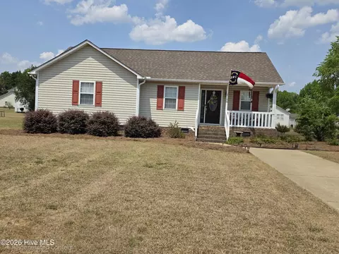 Exterior - 19 Atlantic Ave, Benson, NC 27504 photo 3 of 17