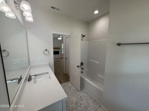 1721 Walnut Run Dr, Deep Run, NC 28525 photo 4