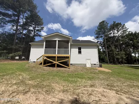 1721 Walnut Run Dr, Deep Run, NC 28525 photo 12