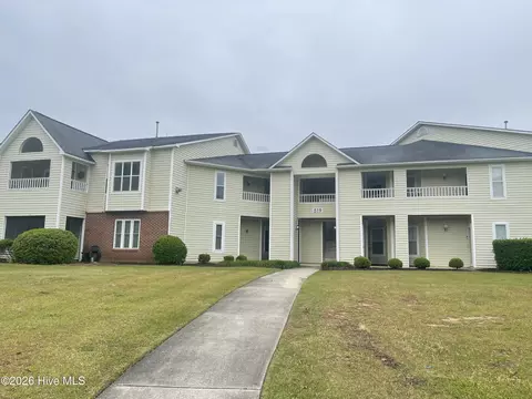 519 Spring Forest Rd #F, Greenville, NC 27834