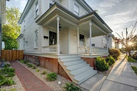 229 New St, New Bern, NC 28560