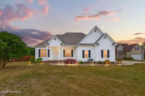8101 Claybrooke Ct, Willow Spring, NC 27592