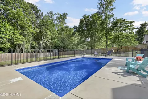 Exterior - 211 Bates Retreat, Hampstead, NC 28443 photo 10 of 18