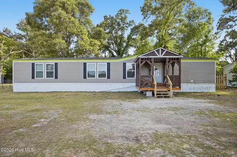 1951 Catherine Lake Rd, Richlands, NC 28574