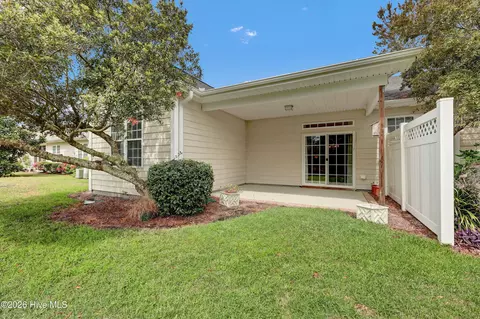 Exterior - 103 Thrasher Ct UNIT D, Hampstead, NC 28443 photo 4 of 4