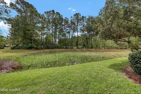 Exterior - 103 Thrasher Ct UNIT D, Hampstead, NC 28443 photo 3 of 4