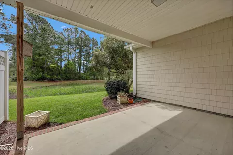 Exterior - 103 Thrasher Ct UNIT D, Hampstead, NC 28443 photo 2 of 4