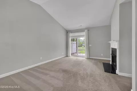 Living - 103 Thrasher Ct UNIT D, Hampstead, NC 28443 photo 2 of 3