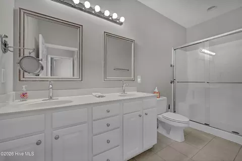 Bath - 103 Thrasher Ct UNIT D, Hampstead, NC 28443 photo 1 of 2