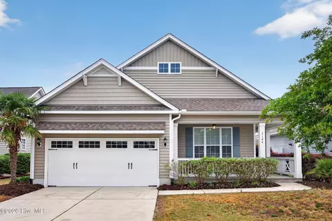 7104 Sevilleen Dr SW, Ocean Isle Beach, NC 28469