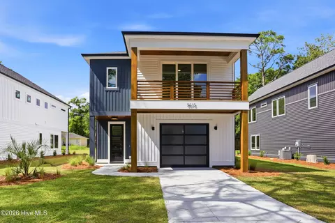 5015 Peachtree Ave, Wilmington, NC 28403