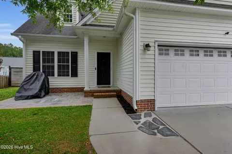 103 Felicity Ln, New Bern, NC 28562
