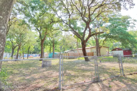 1739 Atkinson St SW, Ocean Isle Beach, NC 28469