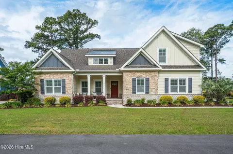 125 Clubhouse Rd, Sunset Beach, NC 28468
