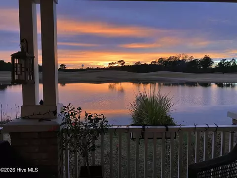 210 Taylorwood Dr, Beaufort, NC 28516