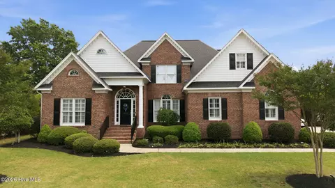 821 Chesapeake Pl, Greenville, NC 27858
